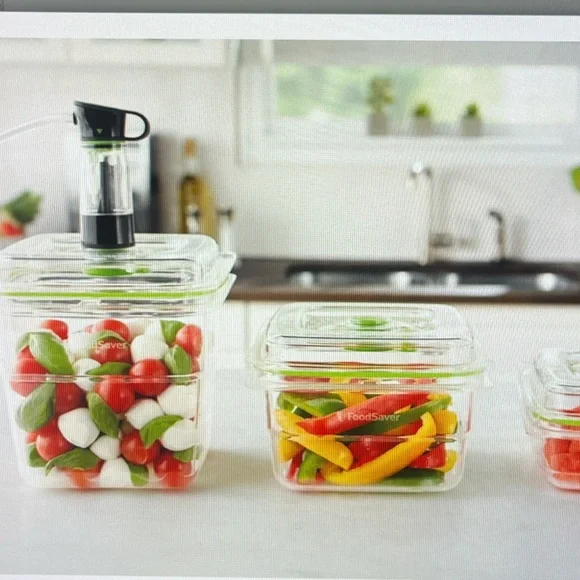 FoodSaver Fresh Containers - Picture 5 of 8